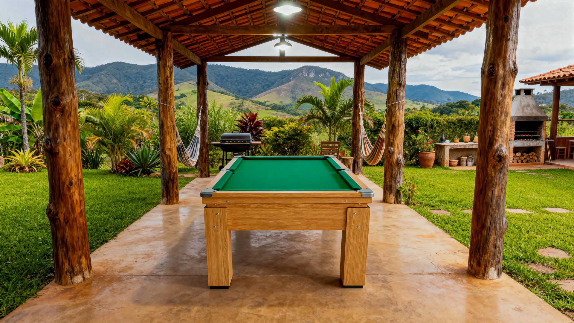 Mesa em uso - ambiente 4